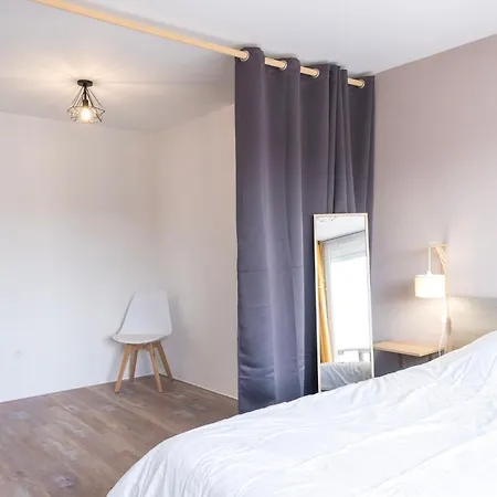 T2 Avec Balcon, Wifi Holiday home Bagneres-de-Bigorre